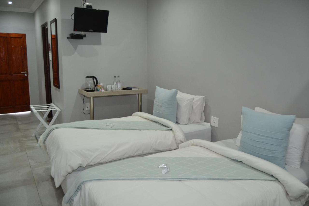 African Sands Guesthouse Load Shedding Free 블룸폰테인 외부 사진
